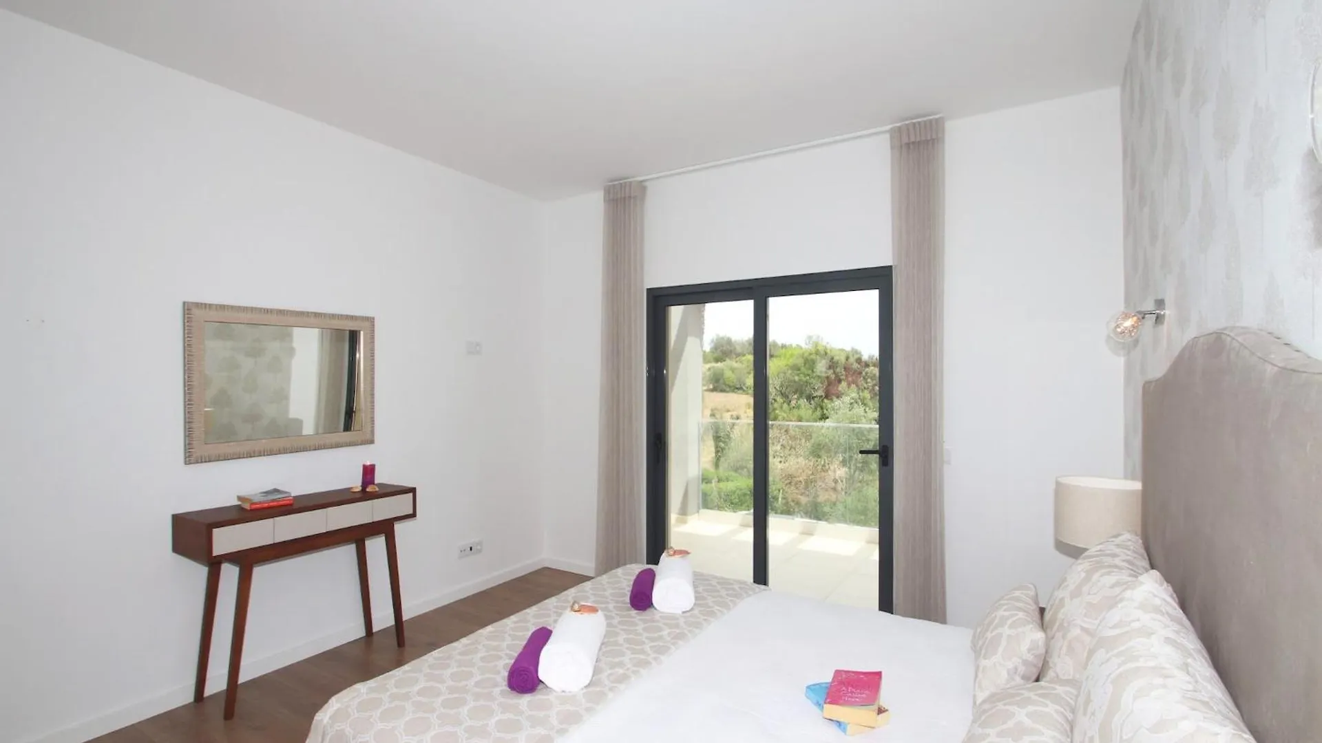 New Villa W Private Heatable Pool Armacao de Pera