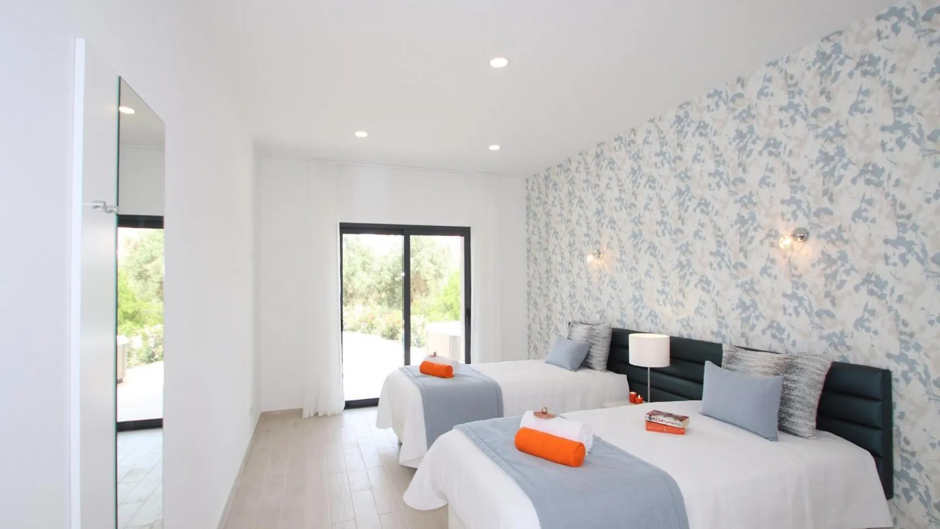 New Villa W Private Heatable Pool Armacao de Pera