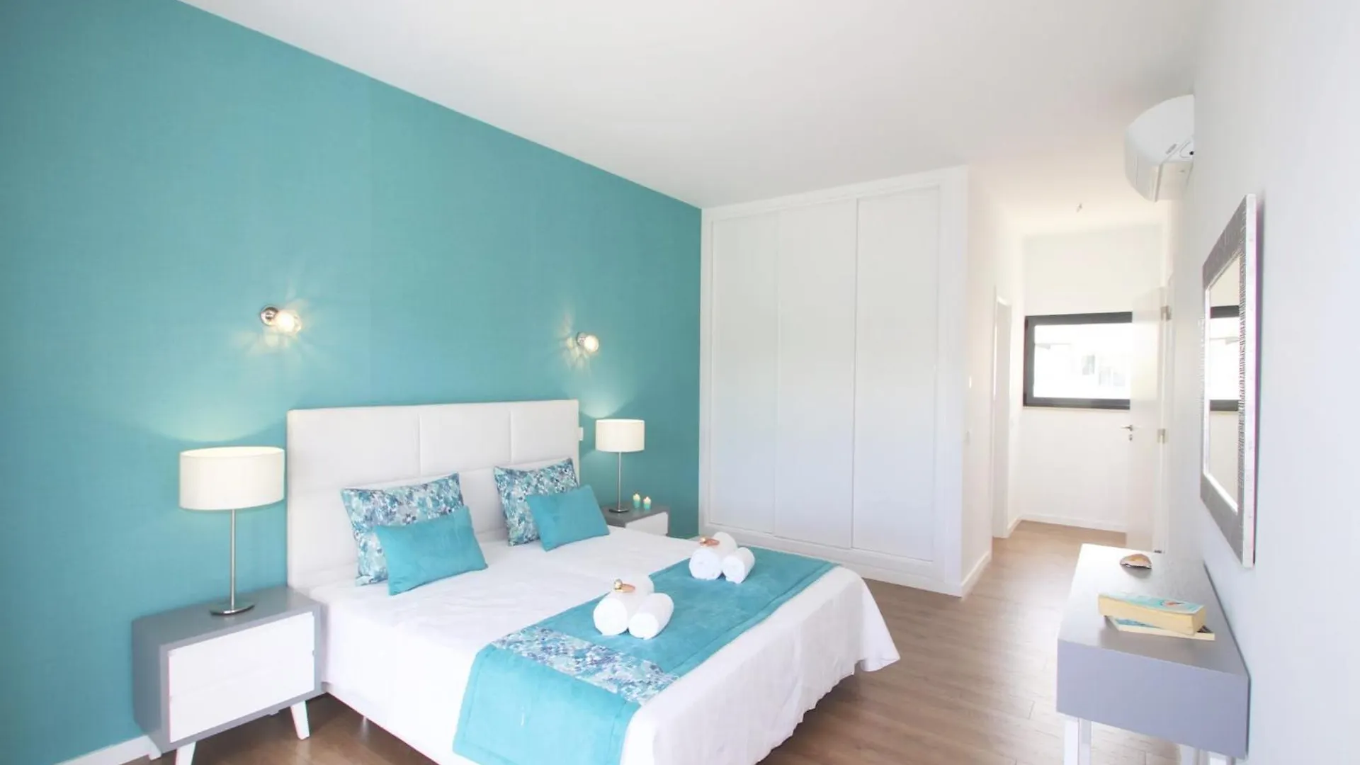 New Villa W Private Heatable Pool Armacao de Pera