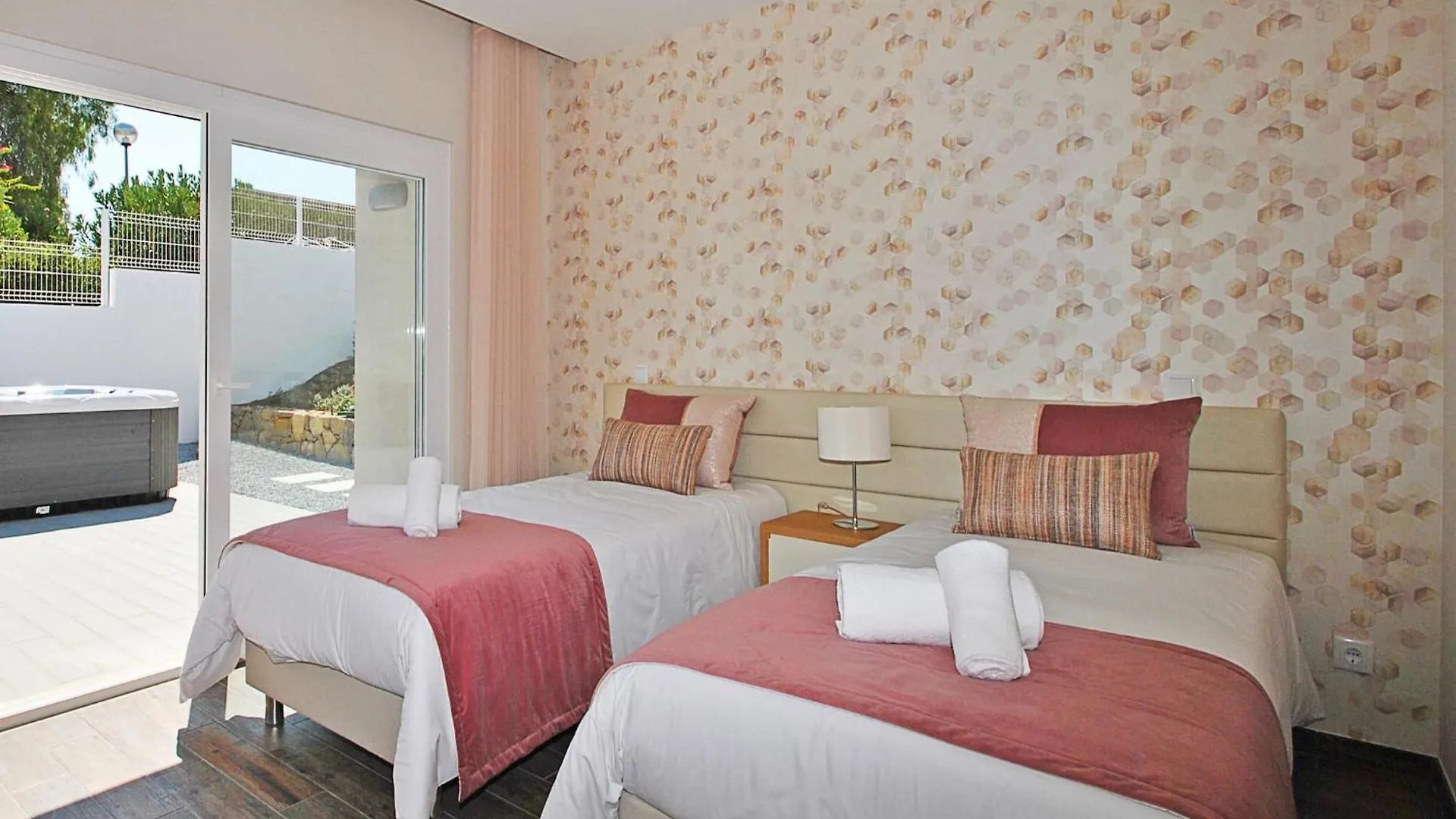 New Villa W Private Heatable Pool Armacao de Pera