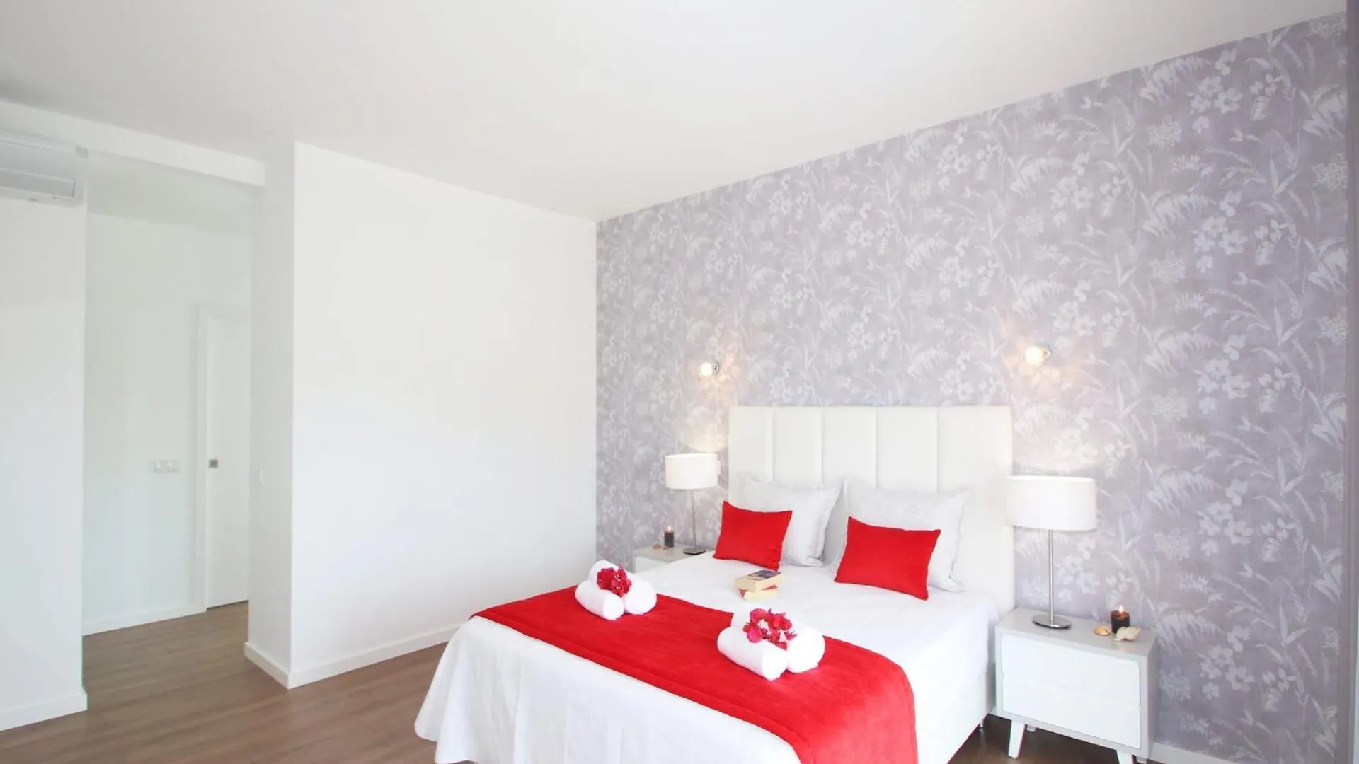 New Villa W Private Heatable Pool Armacao de Pera