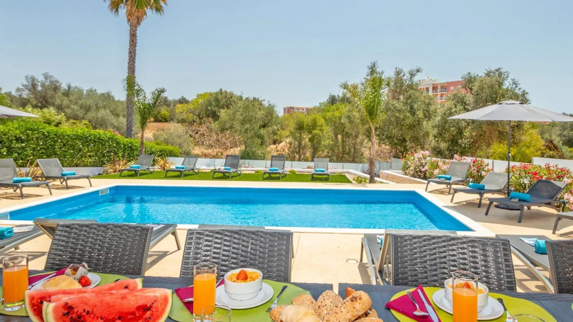 New Villa W Private Heatable Pool Armacao de Pera Portugal