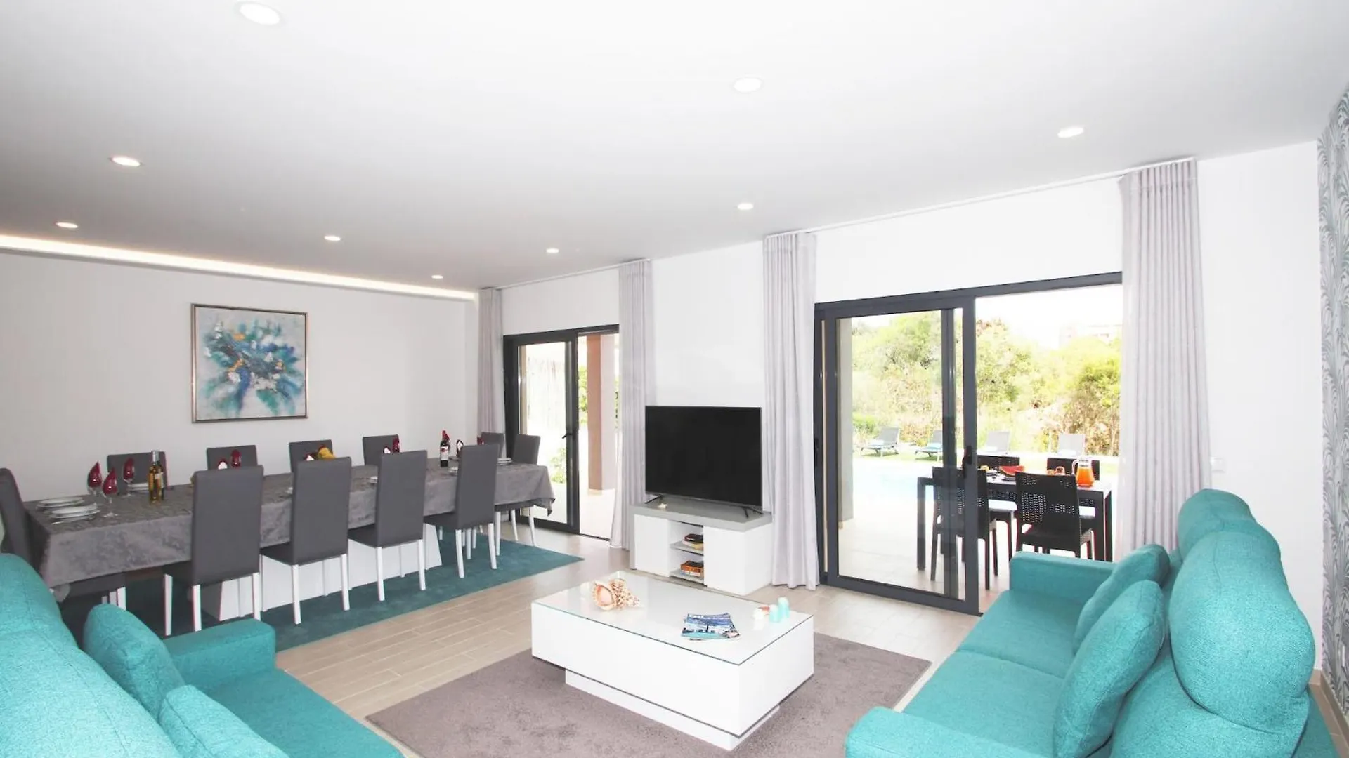 New Villa W Private Heatable Pool Armacao de Pera