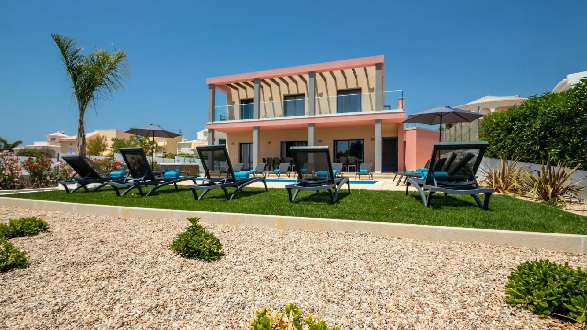 New Villa W Private Heatable Pool Armacao de Pera