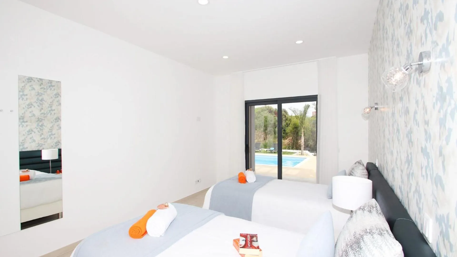 New Villa W Private Heatable Pool Armação de Pêra