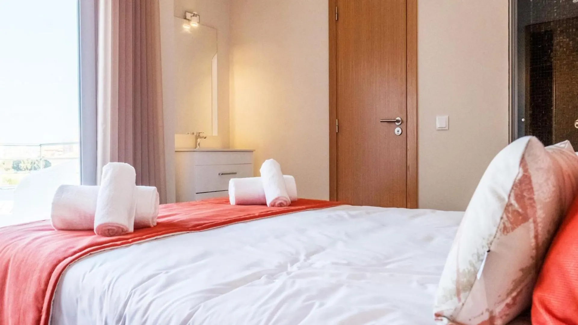 New Villa W Private Heatable Pool Armacao de Pera Portugal