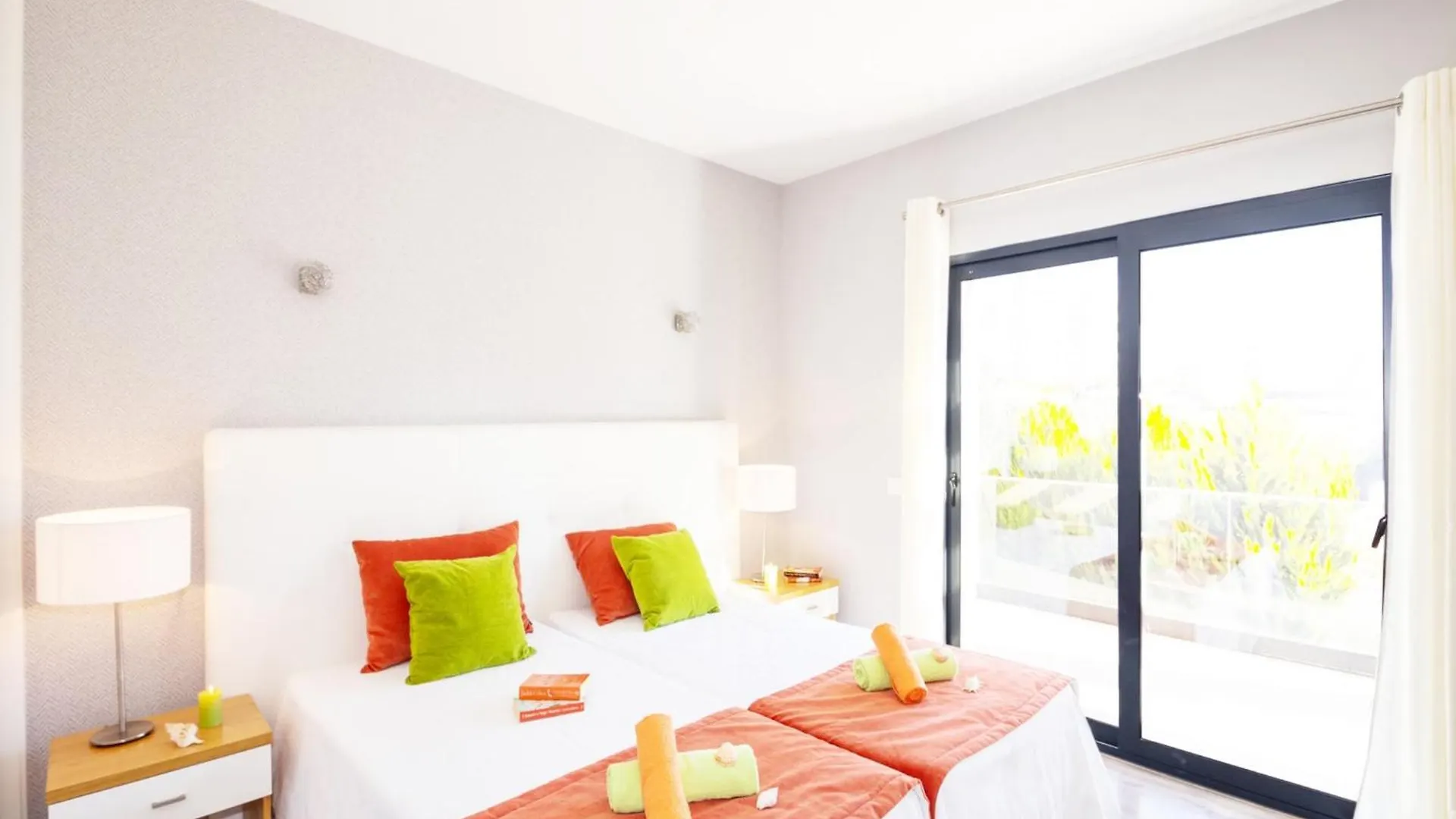New Villa W Private Heatable Pool Armacao de Pera
